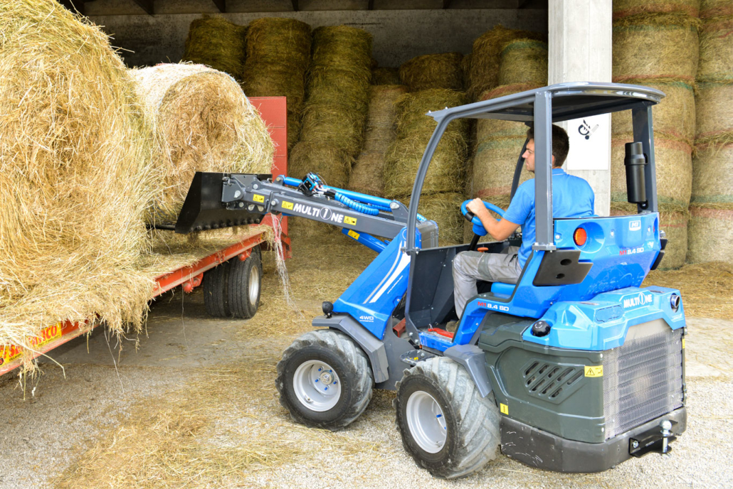 погрузчик на ферму