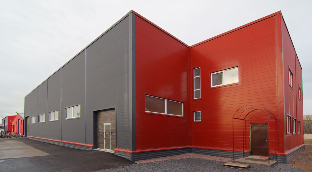 Быстровозводимые здания и сооружения из простых металлических конструкций