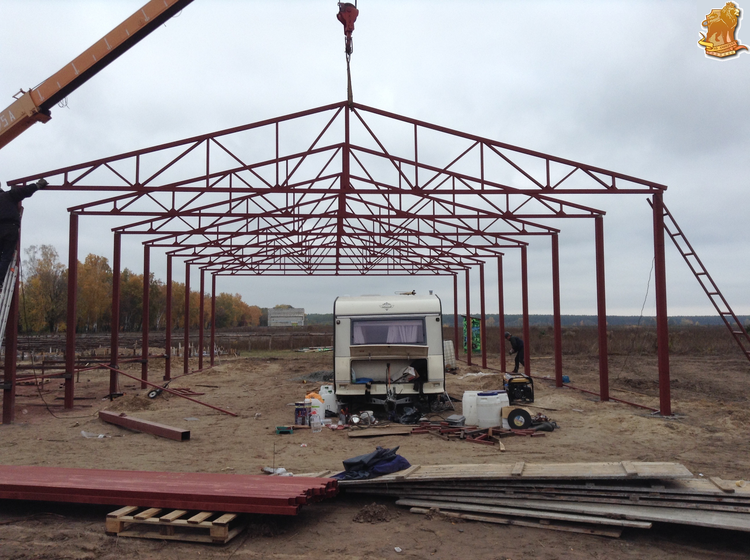 Быстровозводимые здания и сооружения из легких металлических конструкций