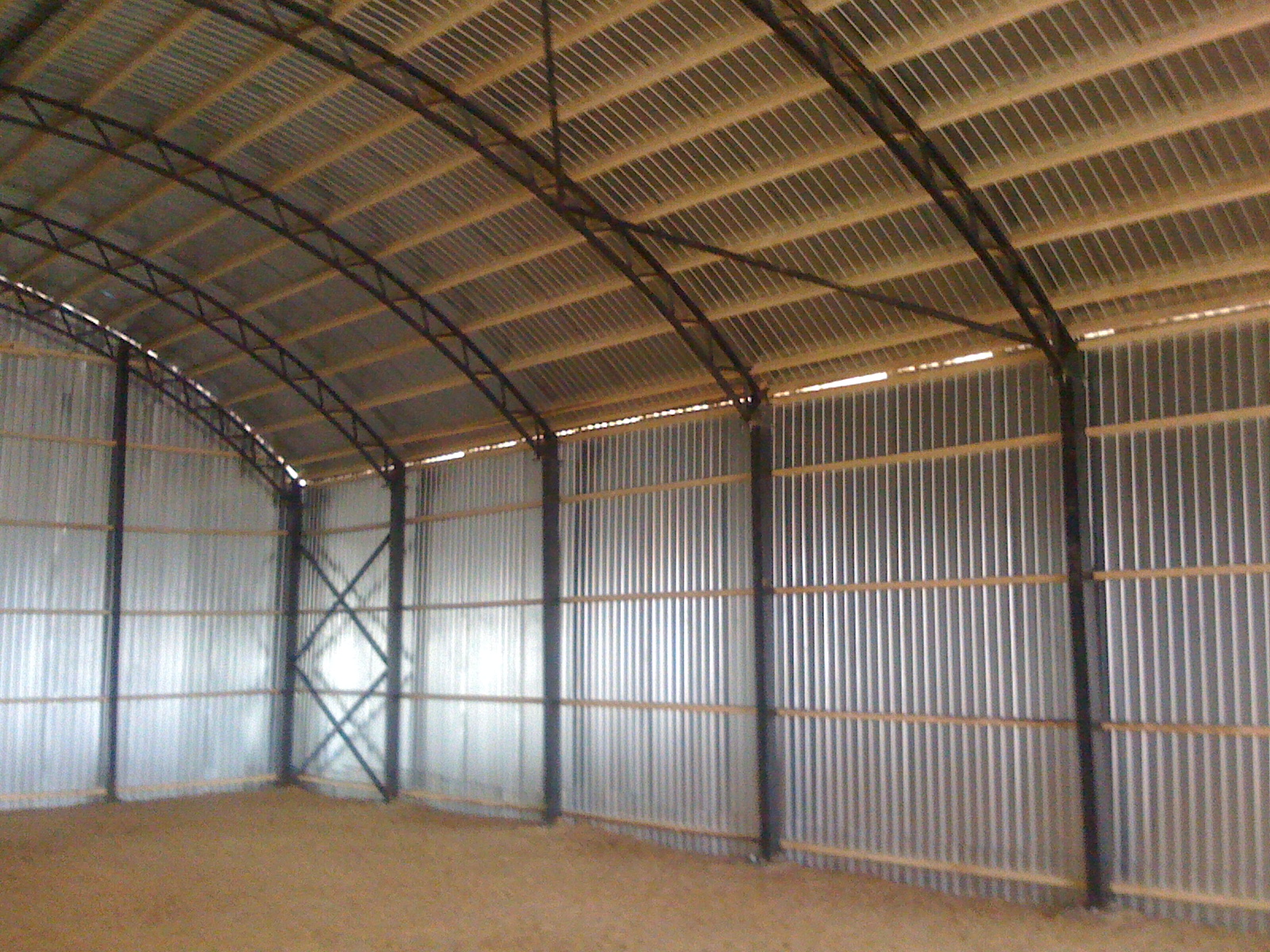 Быстровозводимые здания и сооружения из легких металлических конструкций