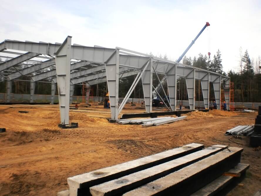 ангар со стальным каркасом из двутавров